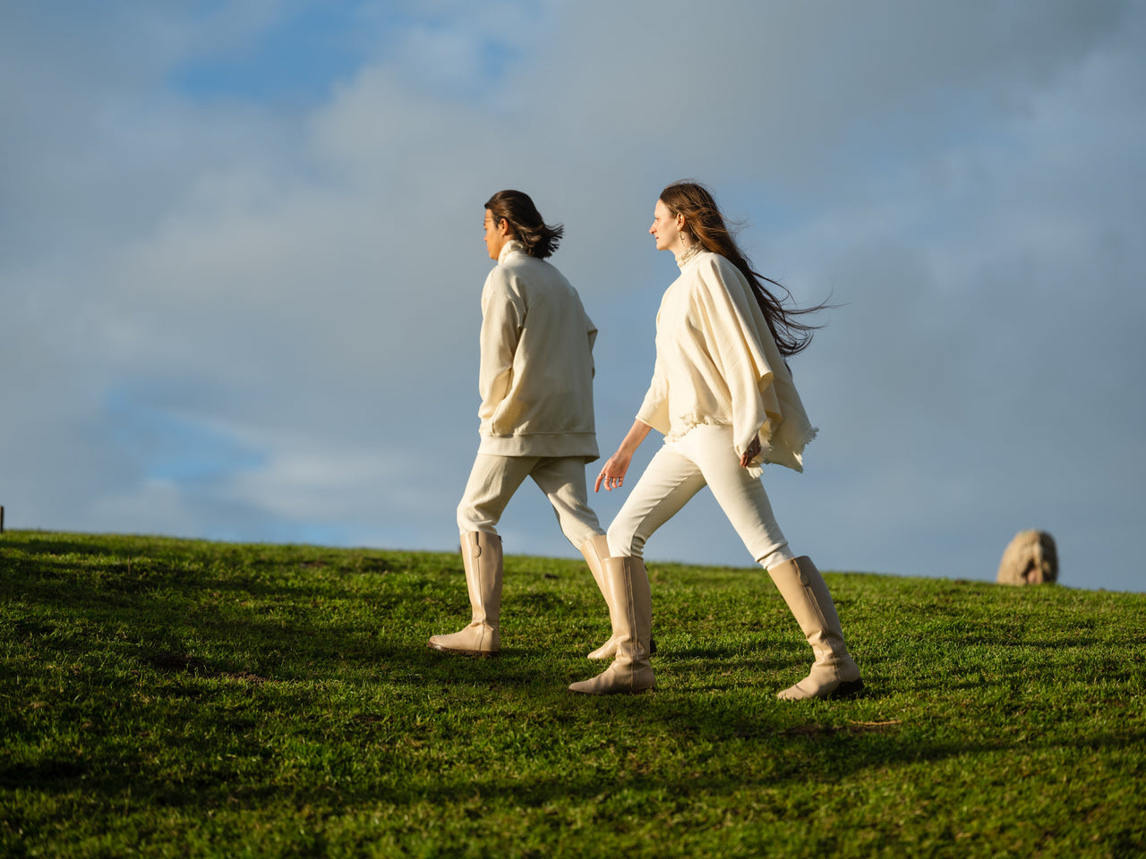 Thunaa Poncho in Climate Beneficial™ Wool